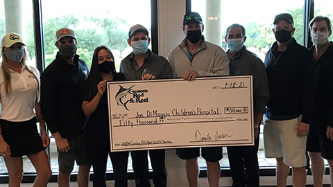 Custom Rod & Reel check presentation