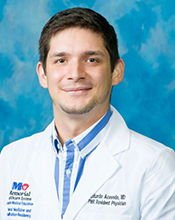 Dr. Eduardo Acevedo